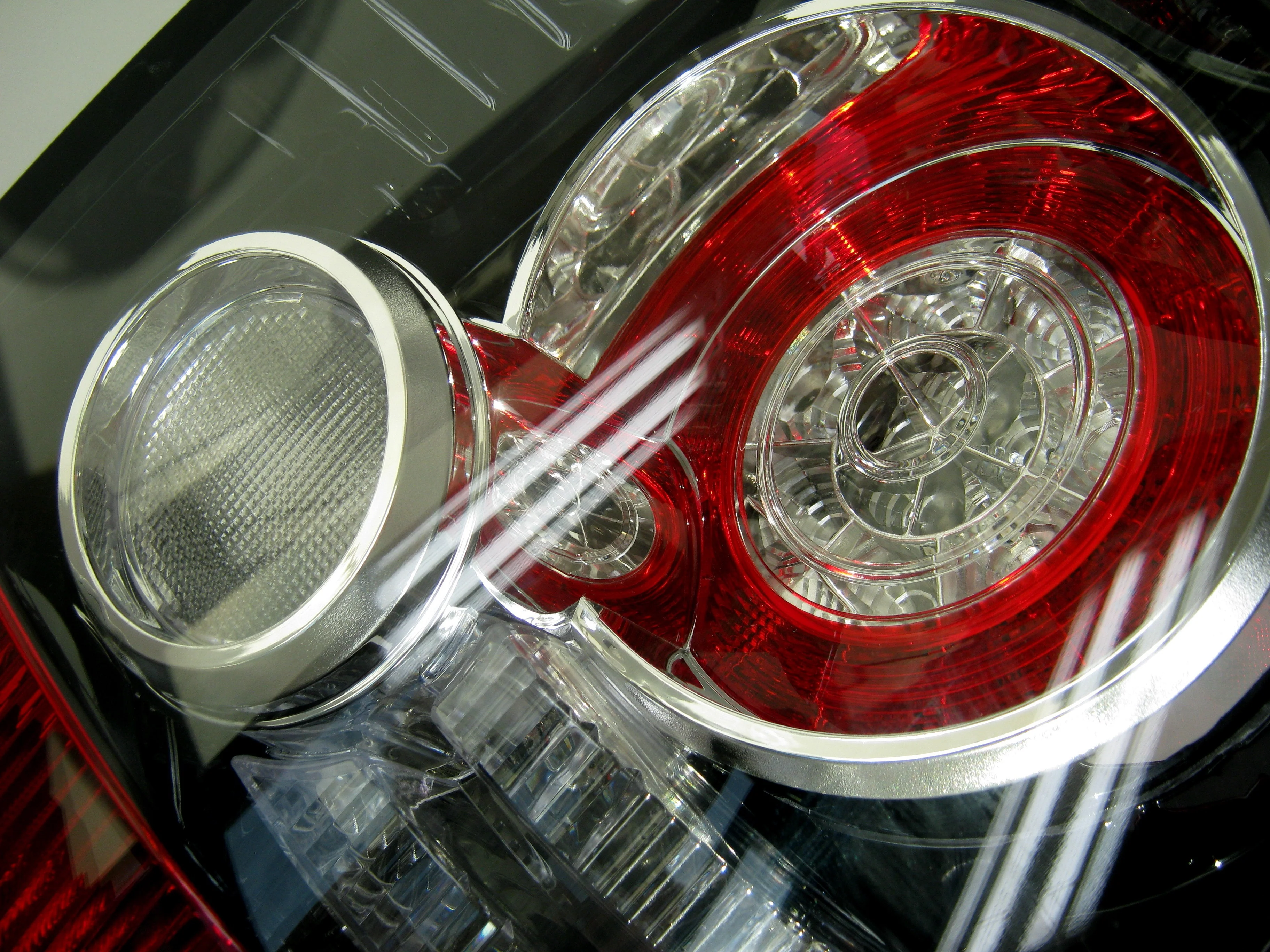 2012 Spec Rear LED Light - RH for Range Rover Sport - Image 4