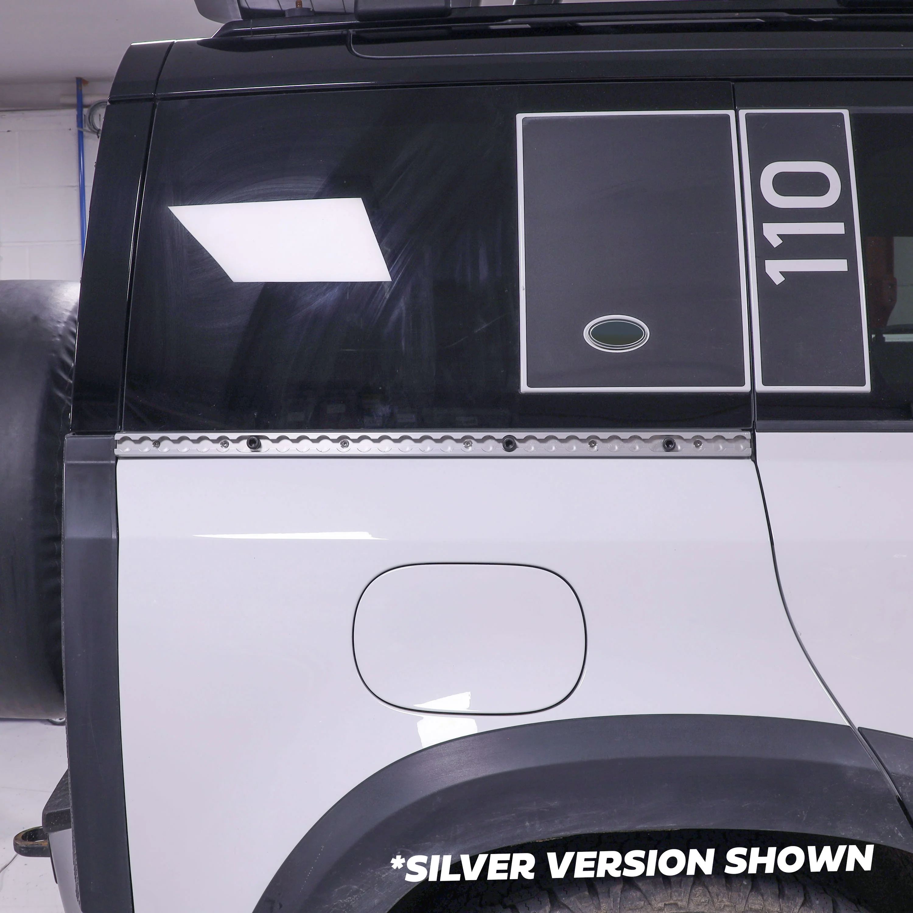 Black Anodised Utility Side Rail for Land Rover Defender L663 110 - Right Kit - Image 8