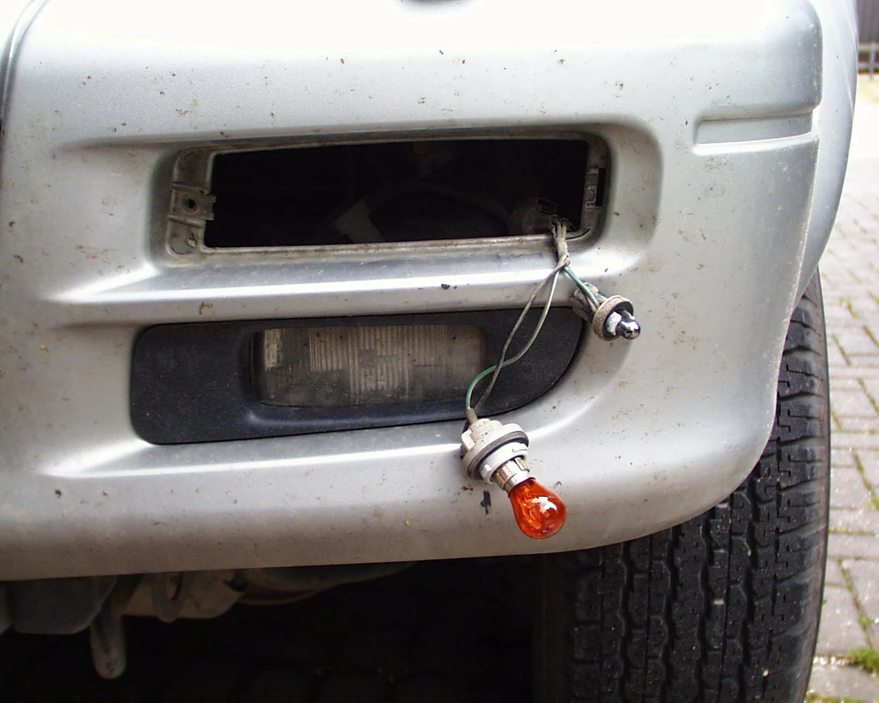 Clear Front Bumper Light for Mitsubishi L200 - Right - Image 6