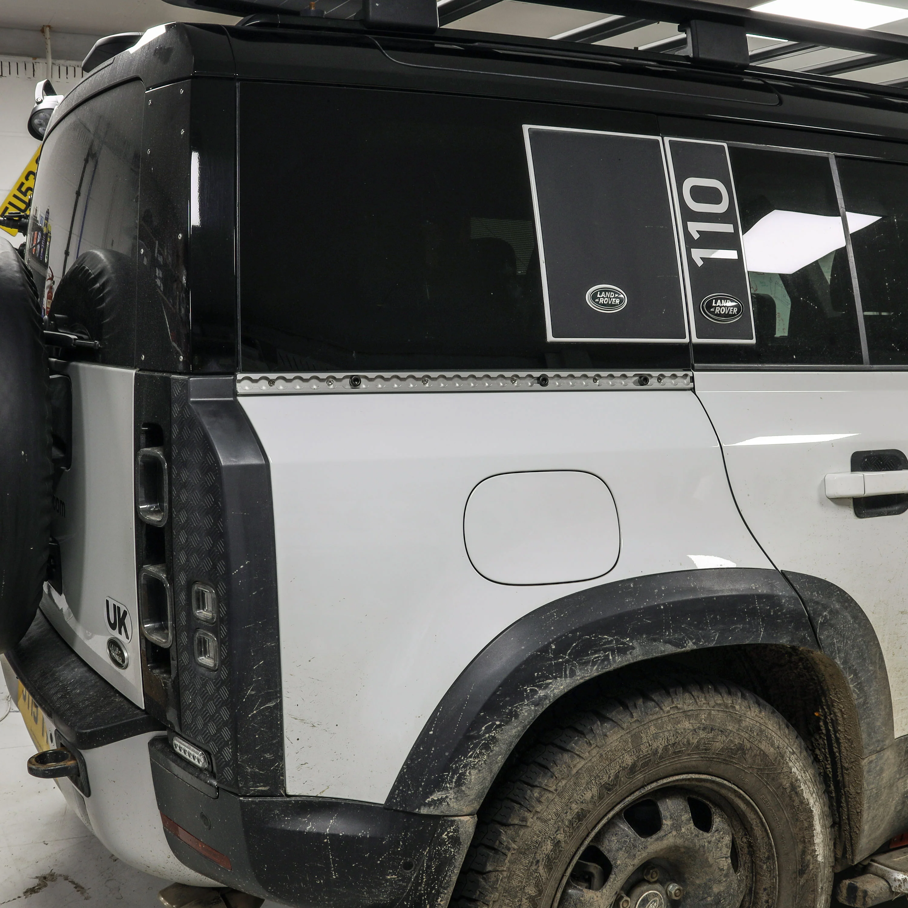 Utility Side Rail for Land Rover Defender L663 110 - Right - Image 5